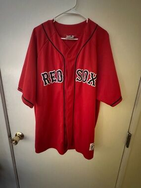 Majestic Red Sox Team Logo Jersey